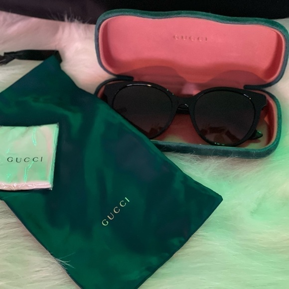 GUCCI 55MM ROUND BLACK FRONT GREEN SIDE RACING STRIPES GG SUNGLASSES - Picture 2 of 11